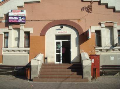 Sala de asteptare autogara Codreanu Vama Veche Iasi