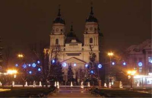Mitropolia Iasi noaptea
