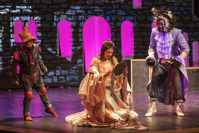 Frumoasa și bestia la Teatrul Luceafarul din Iasi