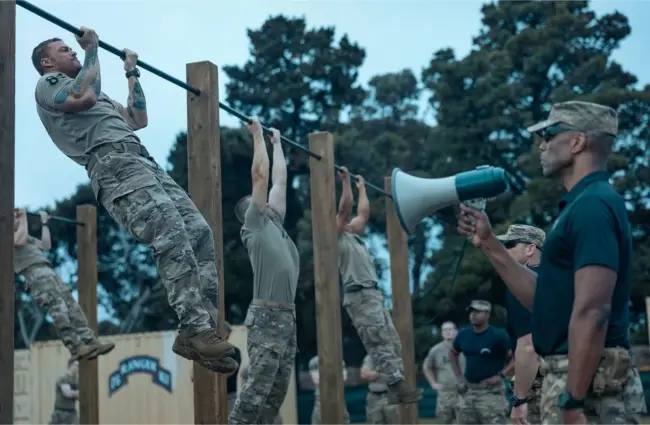 secventa antrenamente serifi din fimul war machine 2026