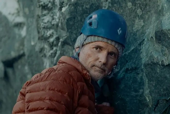 Secvență din filmul Apex din 2026 de pe Netflix