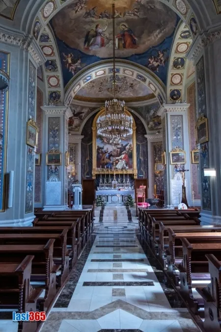Biserica Romano Catolica Adormirea Maicii Domnului din Iasi 3