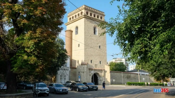 Turnul Golia Iasi clopotnita monumentala si intrare fortificata
