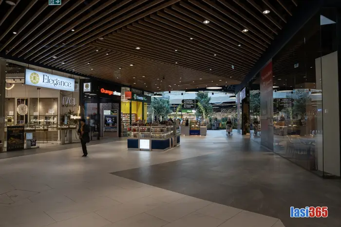 Imagine din interiorul Mall Moldova din Iași 