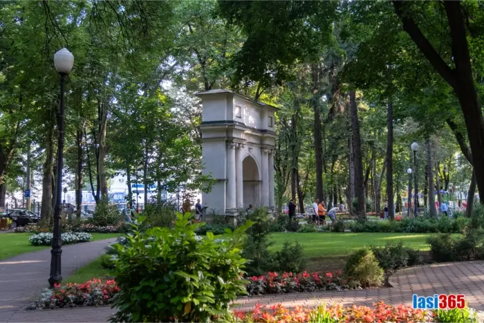 Parcul Expoziției unul dintre cele mai frumoase parcuri din Iași