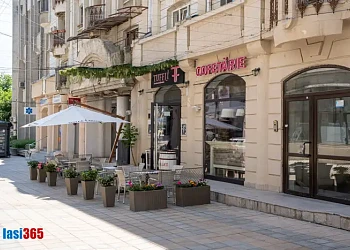 Cofetăria Tuffli de pe strada Lăpușneanu din Iași