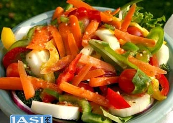 Preparate raw food bogate in enzime si vitamine