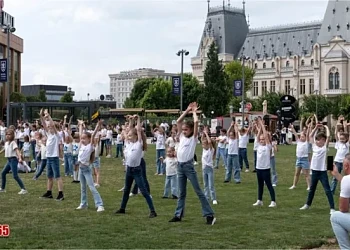 flashmod Romania danseaza la Iasi 2025 3