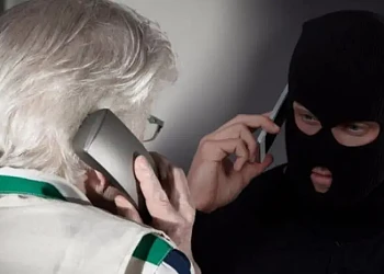 Infografic despre protecția împotriva fraudelor bancare prin telefon